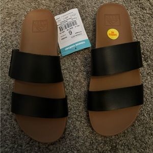 Reef woman’s sandal size 6